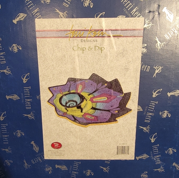 New in Box Terri Kern Houses and Trees Chip and Dip Set - Picture 16 of 16